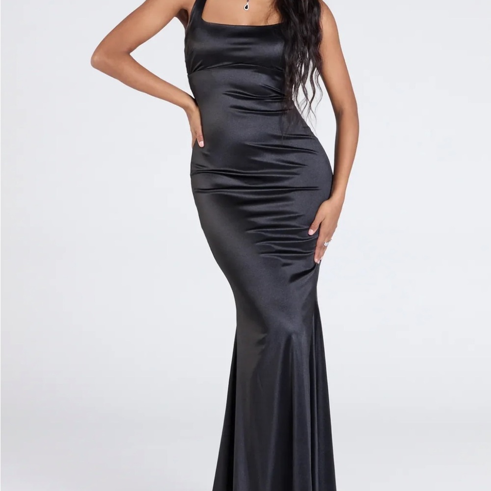 (copy) Windsor black evening gown